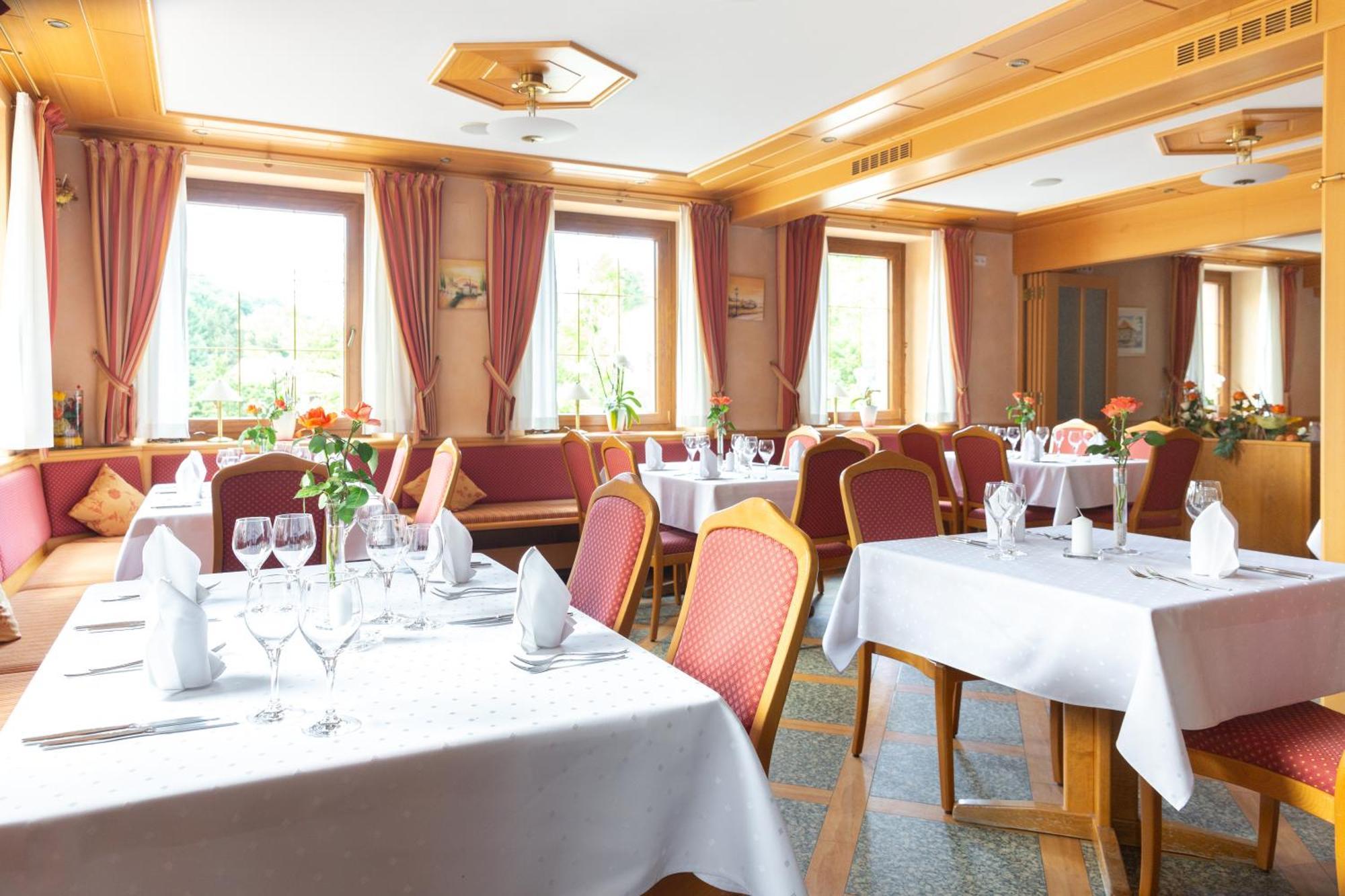 Gasthof Krone Schuttertal エクステリア 写真